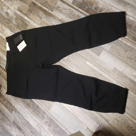 NWT-Cello Plus Size Pull On Pant - Picture 2 of 7